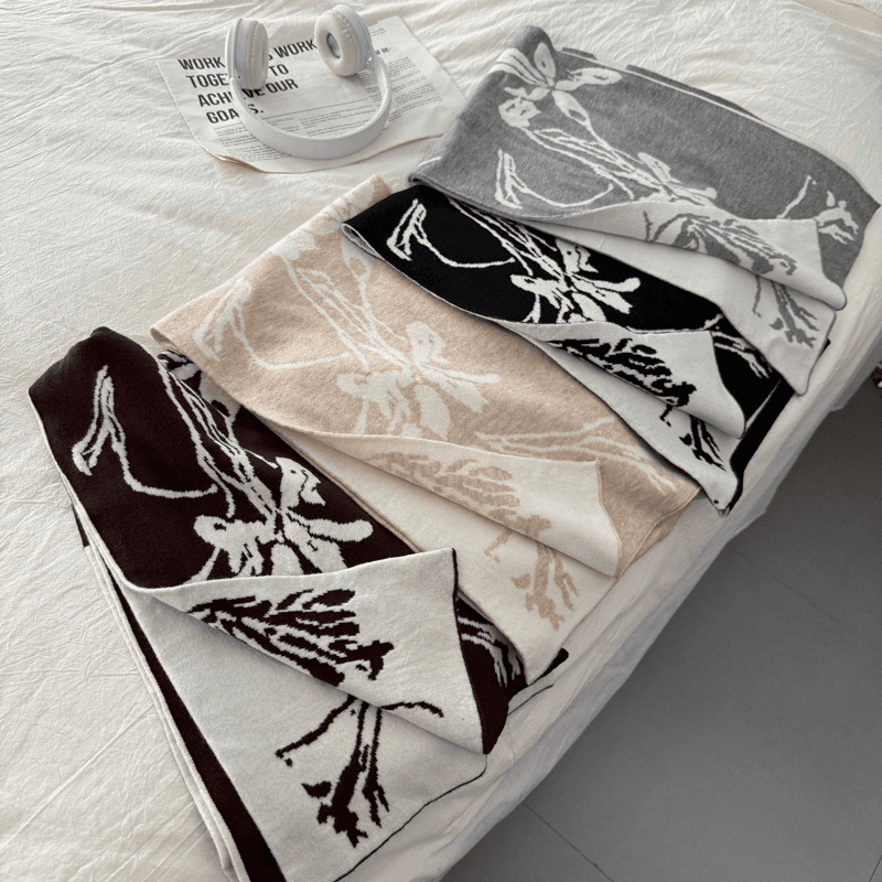 Double-sided Iris Korean-style Scarf for Autumn/Winter, Warm and Windproof, Artistic