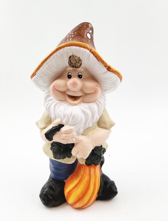 Small Beige Gnome